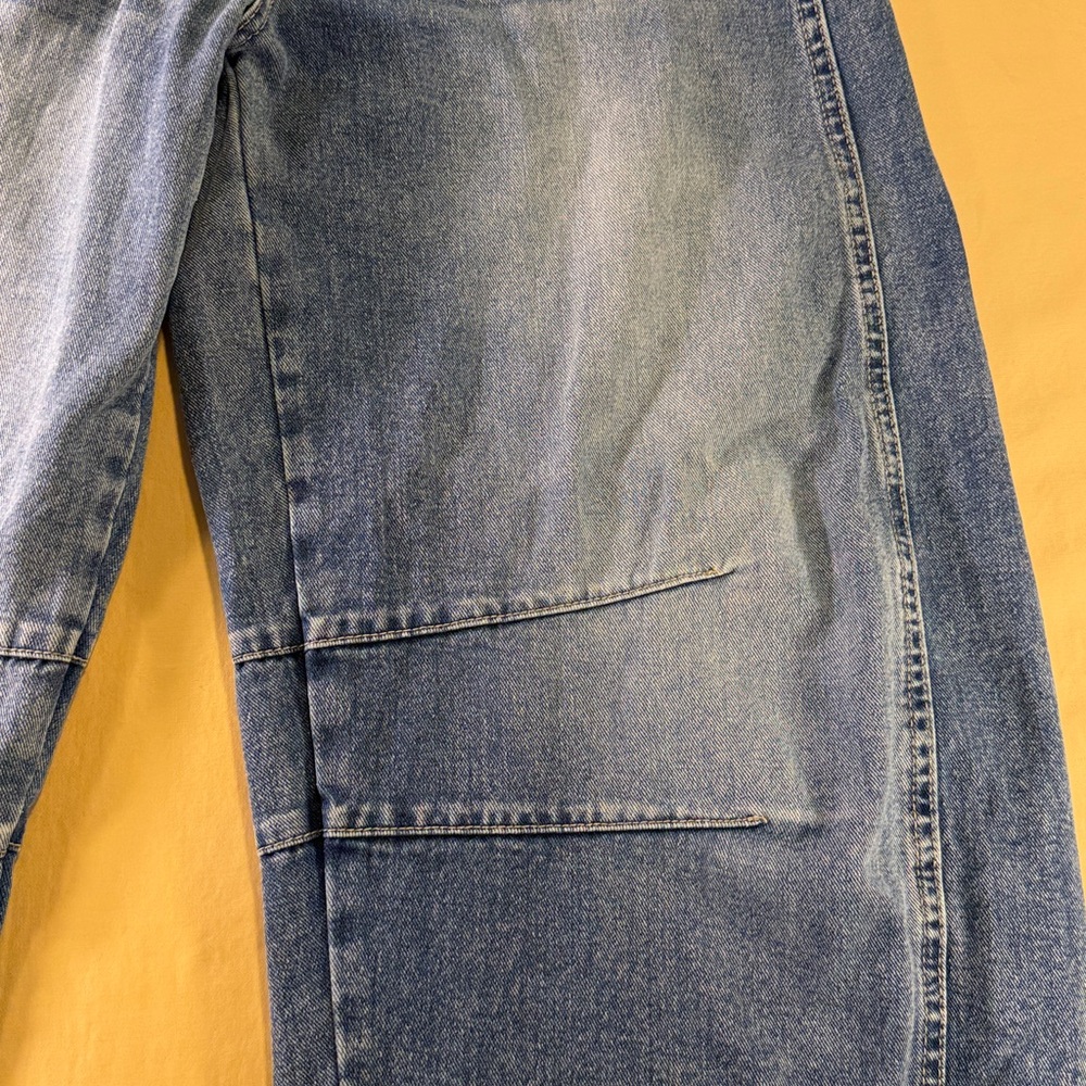 Women’s barrel leg blue denim jeans faded five pockets size 10 - Picture 2 of 10